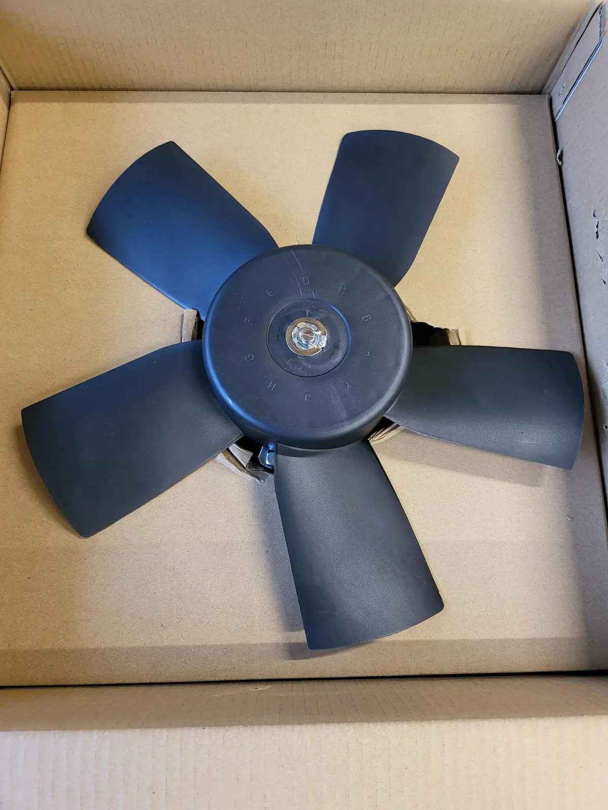 928 624 145 00A - Radiator Fan & Motor - 87 To 95 1