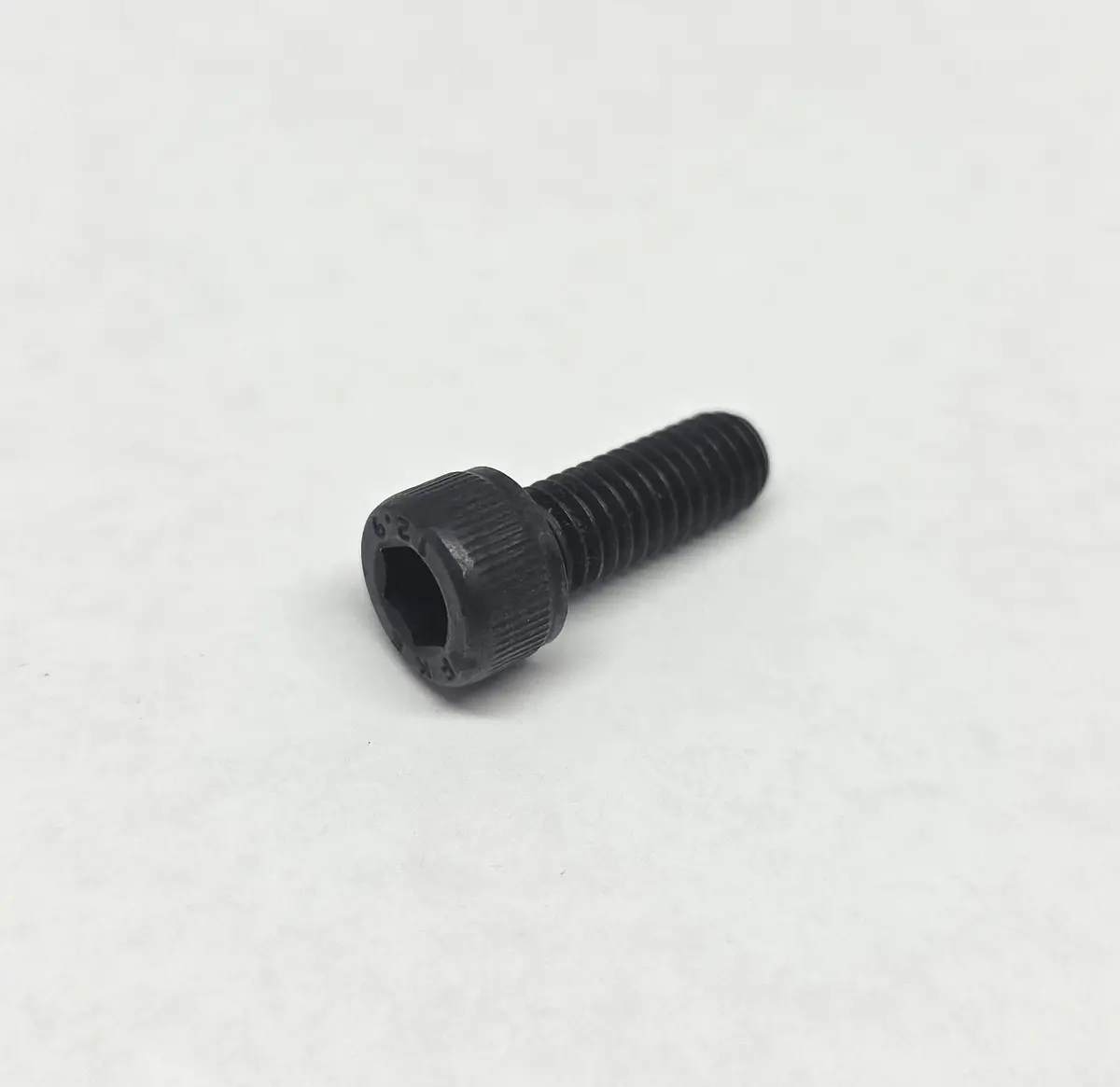 900 067 117 0Aam - Bolt For Fuel Rail Cover M6 X 16 - Original Black - 87 To 95 1