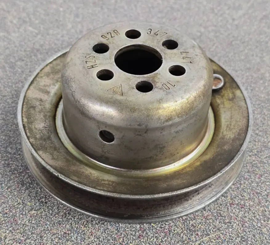 928 347 441 10 - Power Steering Pump Pulley - 85 To 95 - Used 1