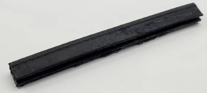 928 511 551 05 - Hood Seal Left Or Right 78 To 88 1