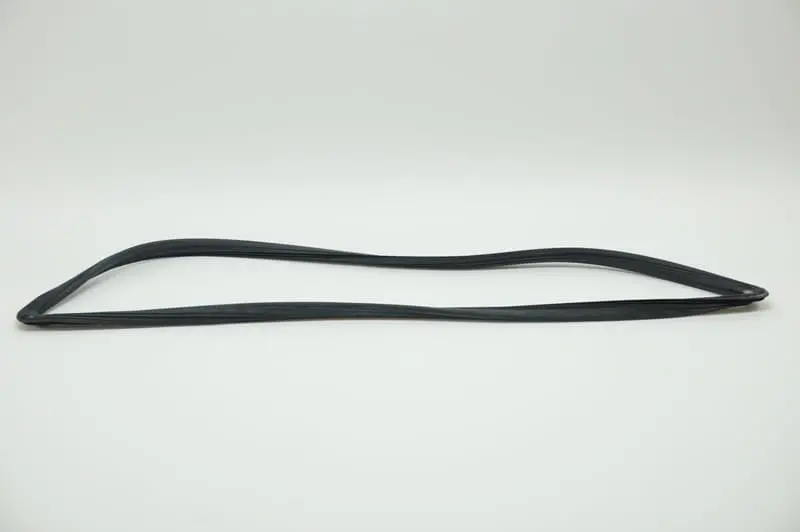 928 543 037 04 - Rear Quarter Window Seal Left - No Integral Spoiler - Porsche 1