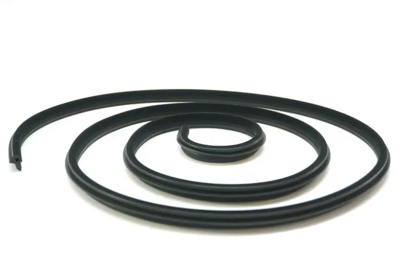 928 564 259 04 - Front (Large) Sunroof Seal 78 To 95 - Aftermarket 1