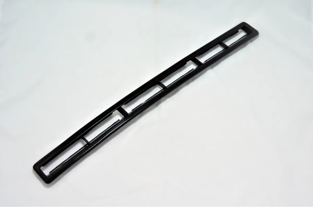 928 552 309 50 70B Am - Dashboard Vent Frame - Left - Aftermarket 1
