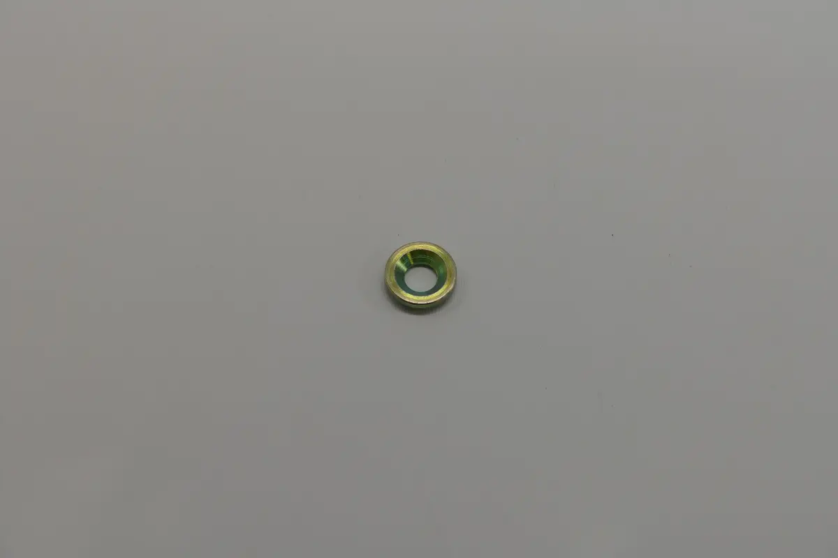 928 107 165 00 - Washer For Retaining O Ring For Oil Pump Bolt - Used 1