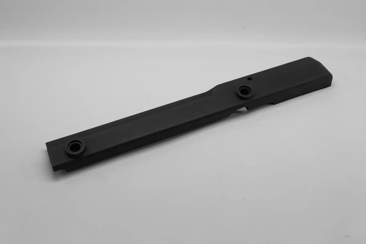 928 110 017 00 - Fuel Injection Rail Cover - Left - Not Currently Available 1