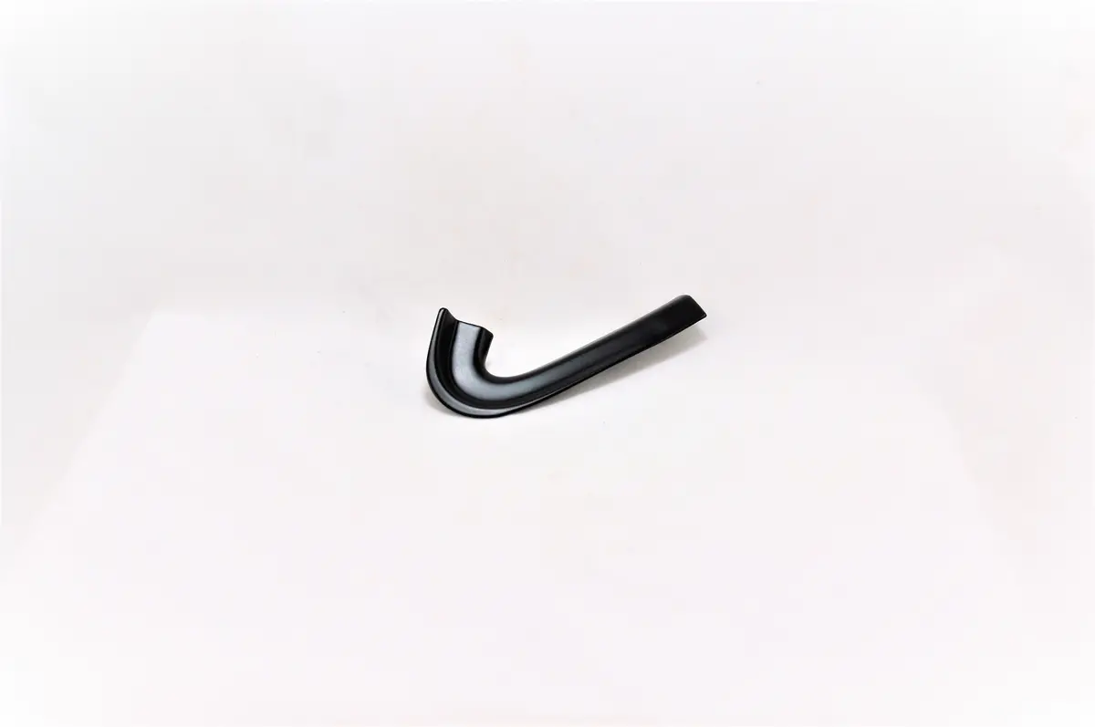928 537 302 05 70K- Door Window Front Corner Trim - Right 1