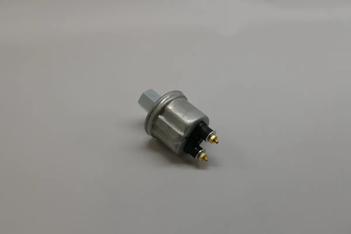 928 606 150 01 - Ac High Pressure Switch - 87 To 92 1