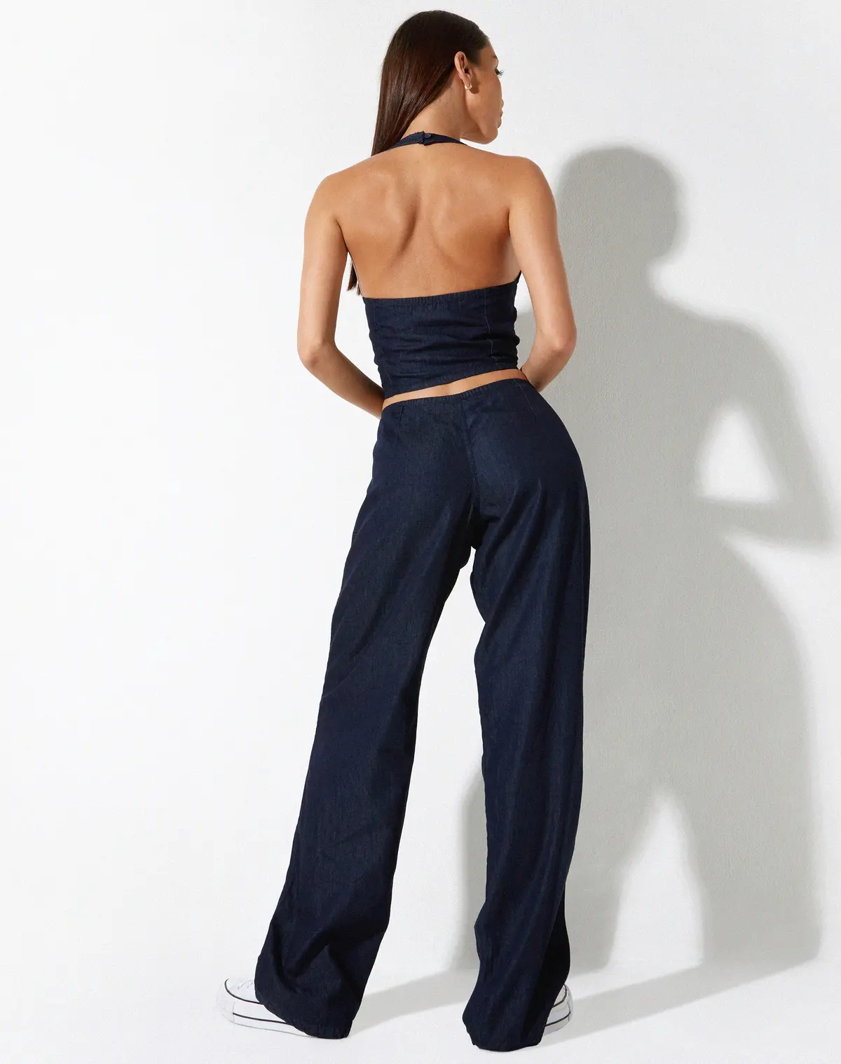 Aegir Crop Top In Denim Blue Chambray 4