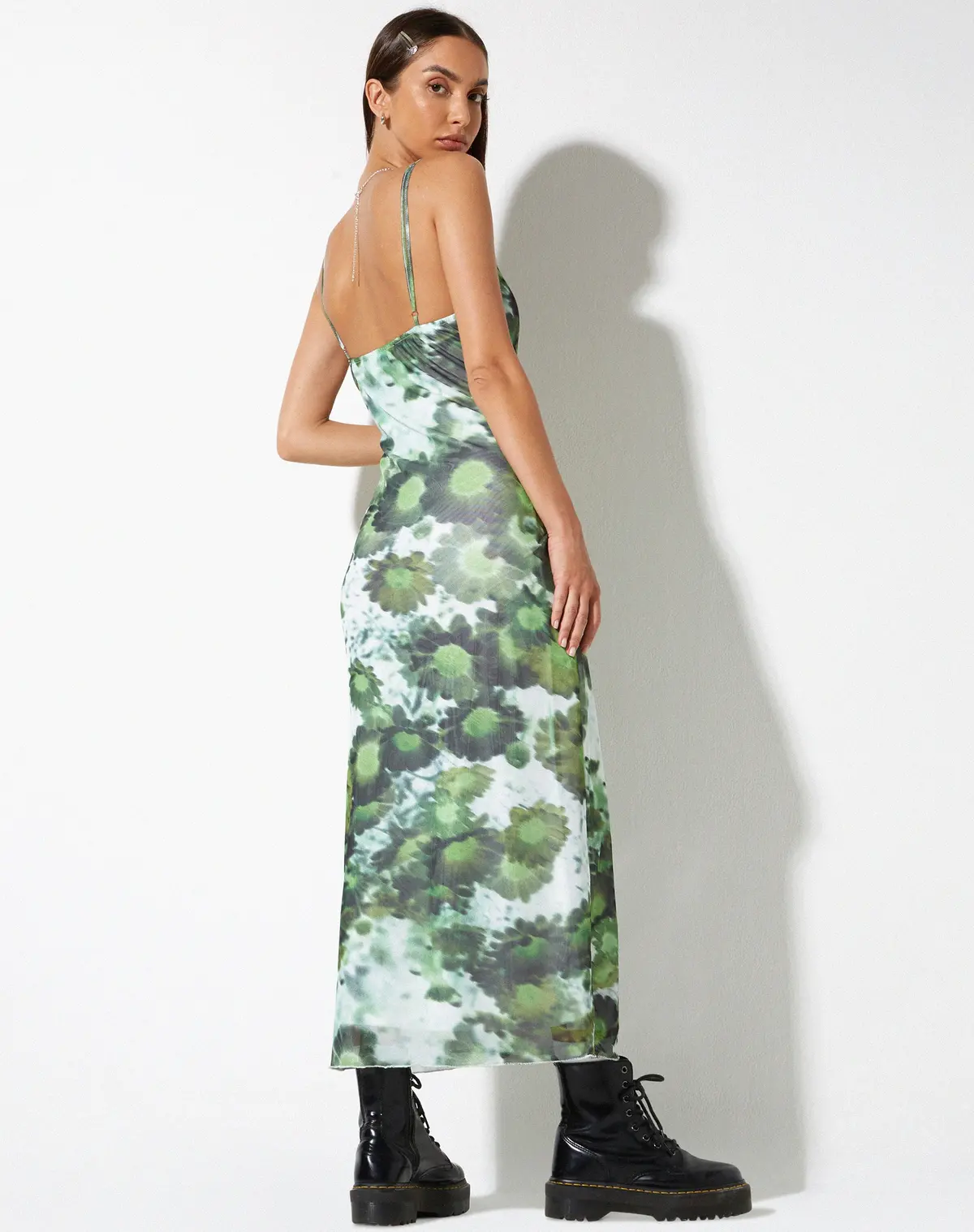 Chanda Maxi Dress In Xray Blurred Daisy Green 4