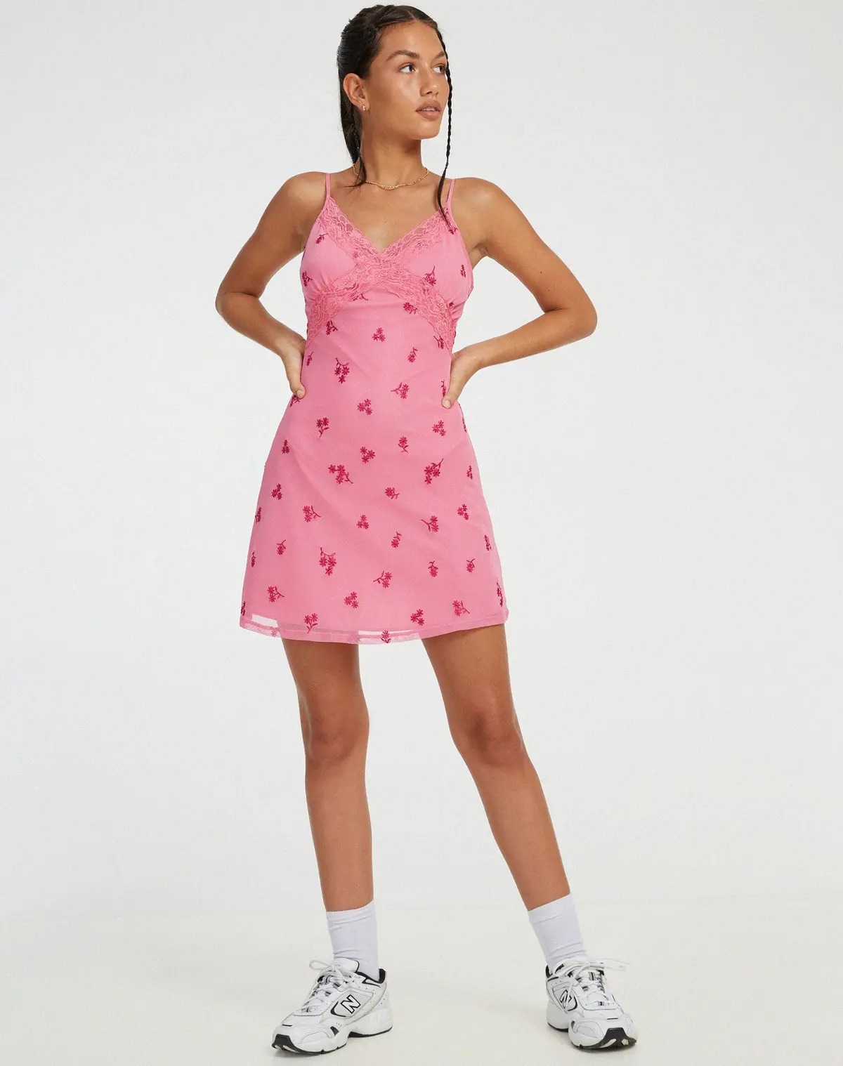 Coline Mini Dress In Pink Ditsy Daisy Embro 3