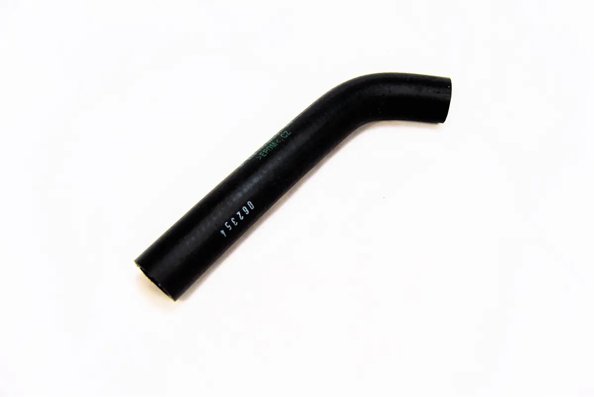 928 106 323 01Am - Coolant Hose Reservoir To Metal Y 78 To 95 - Aftermarket Apa 1