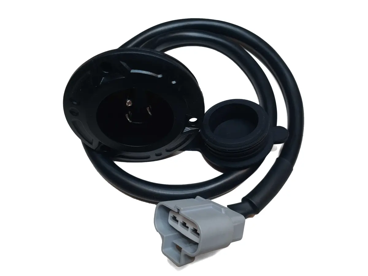 Yamaha 2011+ Plug Port 1