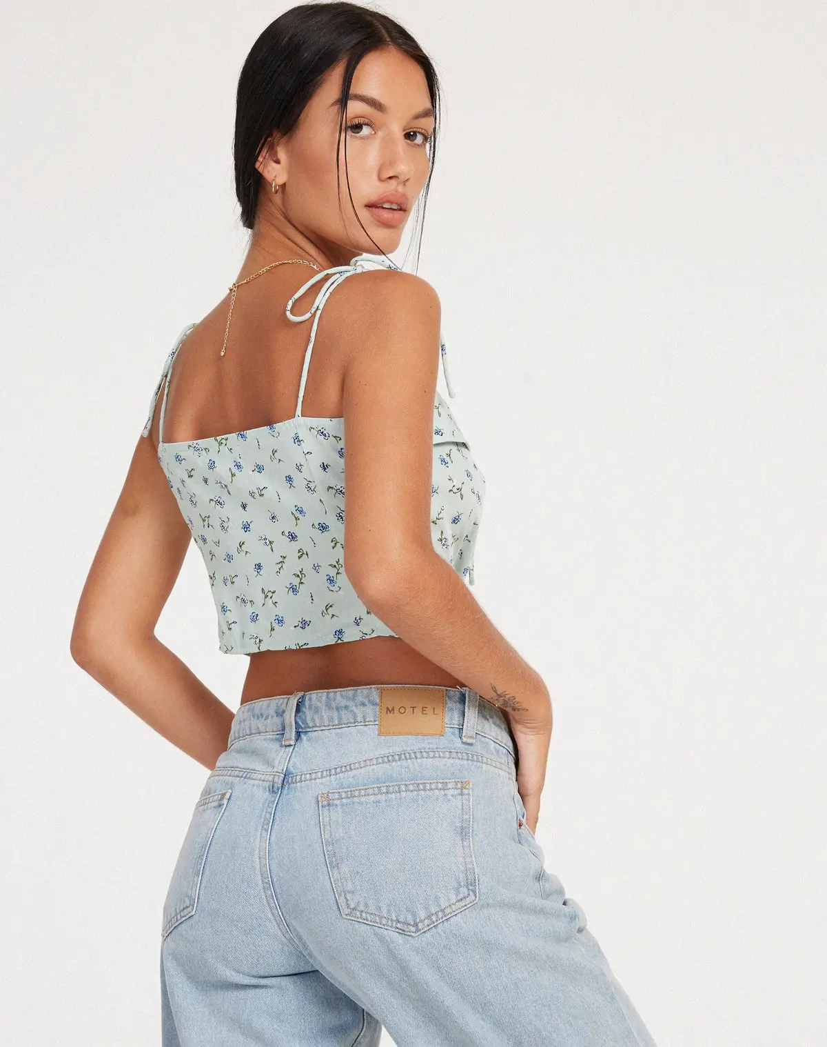 Kali Cami Top In Pretty Petal Green 2