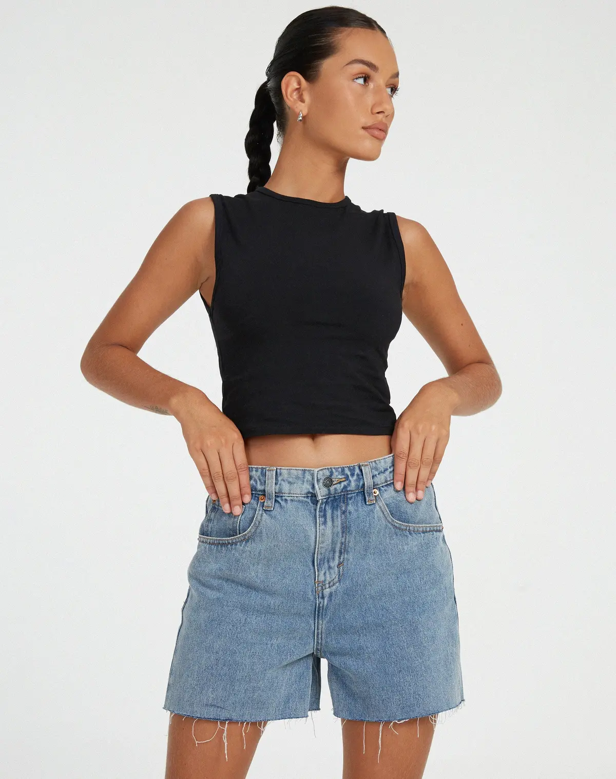 Mid Length Denim Shorts In Light Wash 1