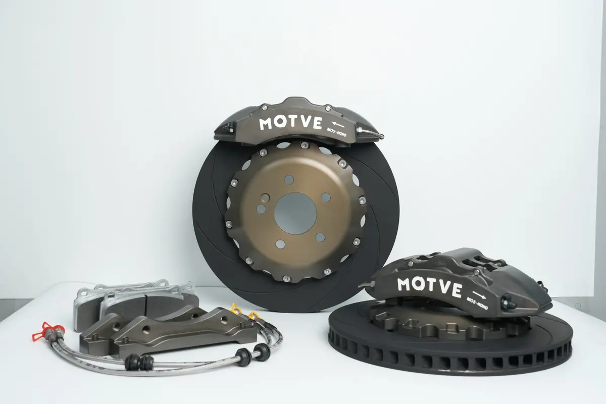 Motve Mo5 High-Performance 6 Piston Caliper Car Brake System (Front Wheel) 1