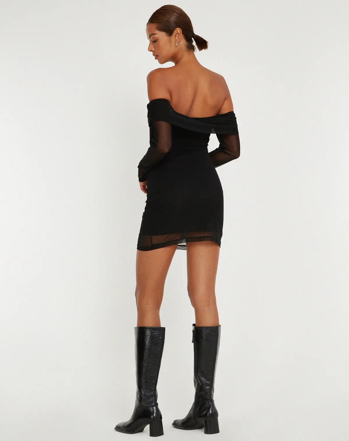 Nasami Mini Dress In Black 4