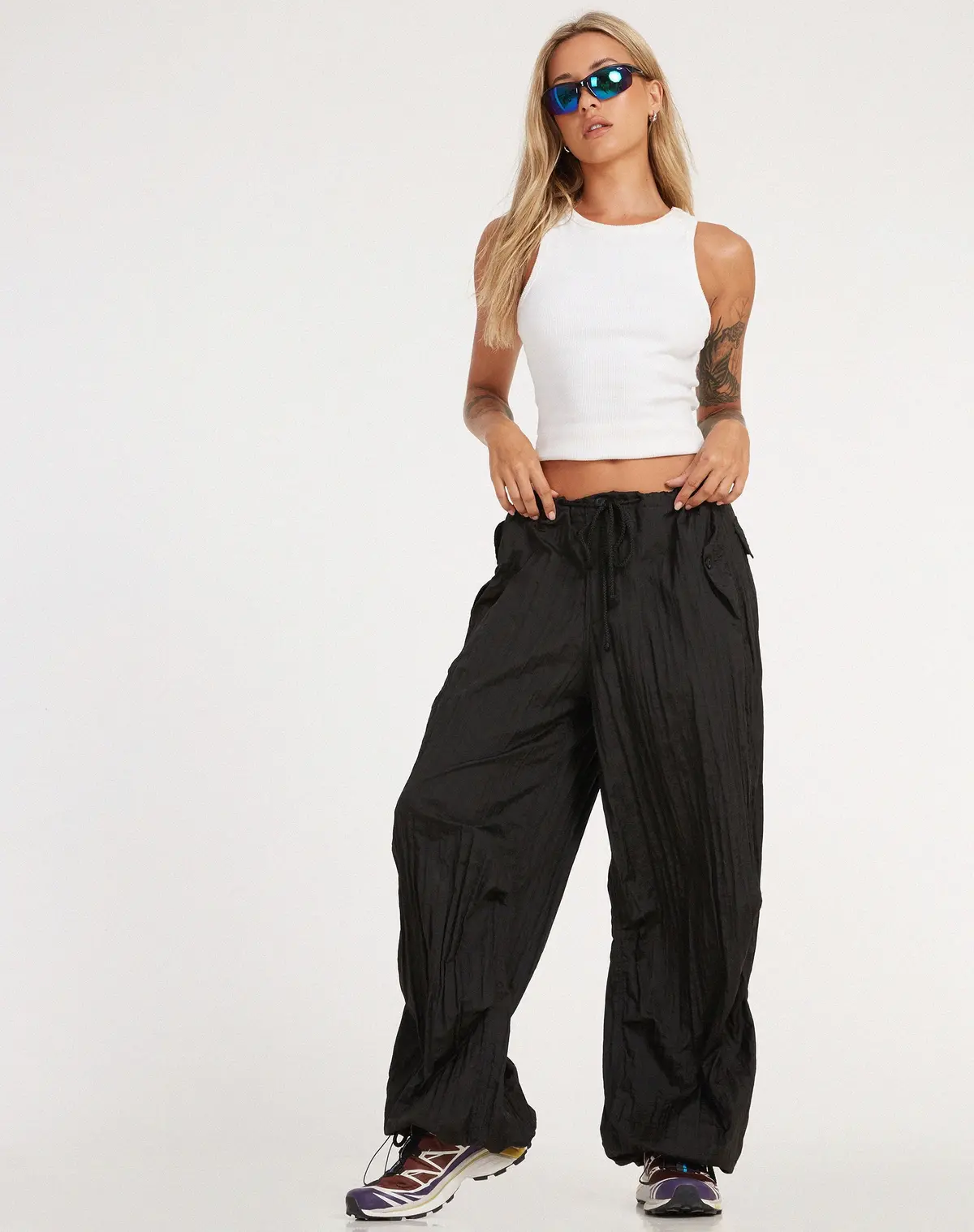 Chute Trouser In Parachute Black 5