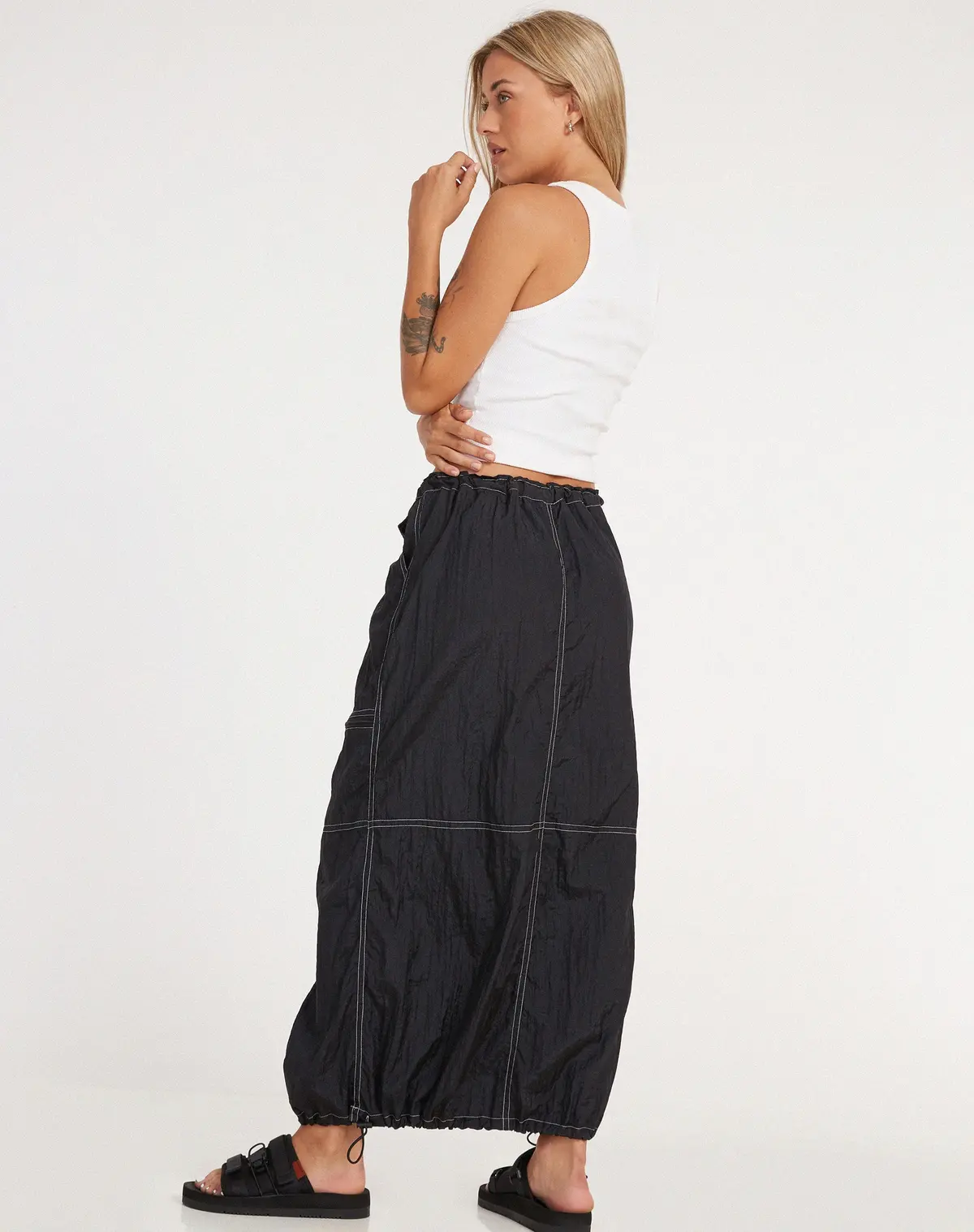 Masao Maxi Skirt In Parachute Black With White Stitch 5