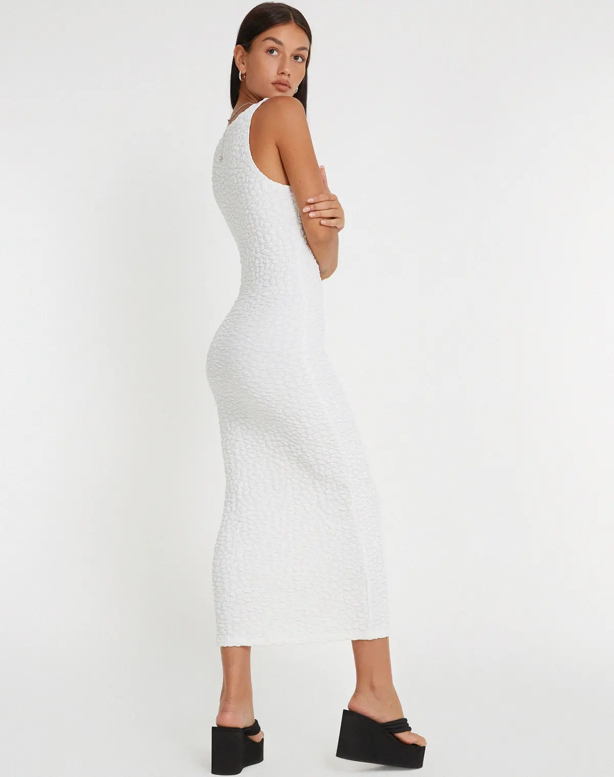 Roski Textured Midi Dress In White 4