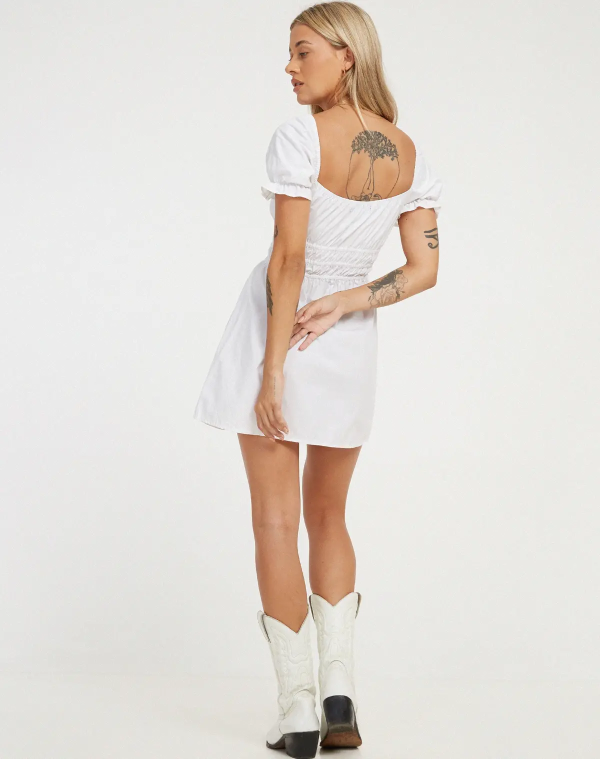 Rosmilly Mini Dress In White 6