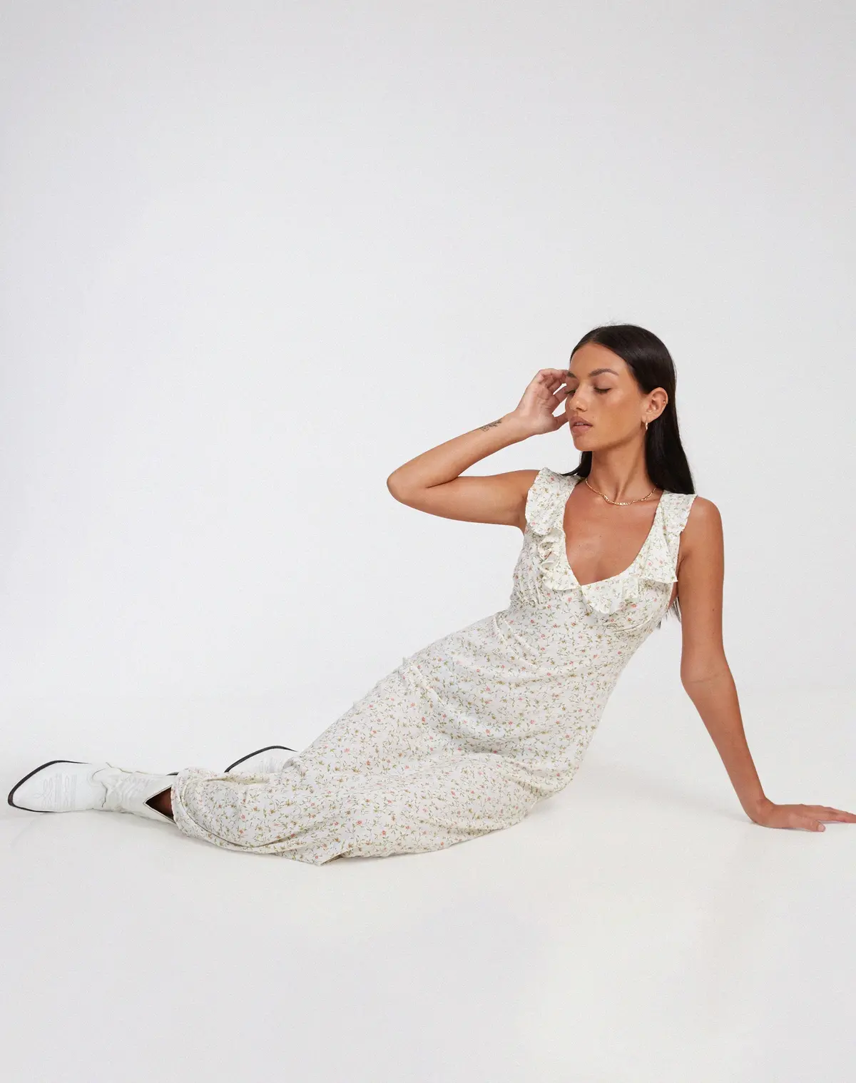Rufiso Midi Dress In Pretty Petal Ivory 3