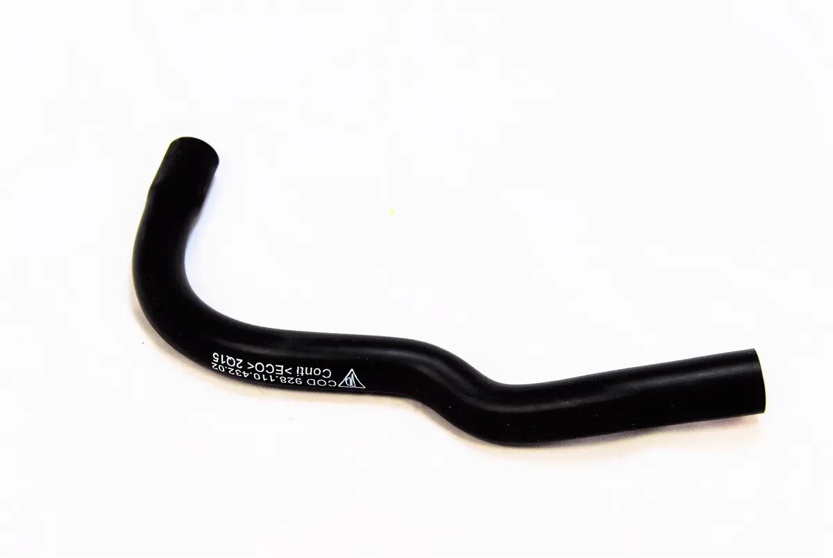 928 110 432 03A - Hose - Right Rear Cam Cover To Right "Y" At Air Guide Elbow - Apa 1