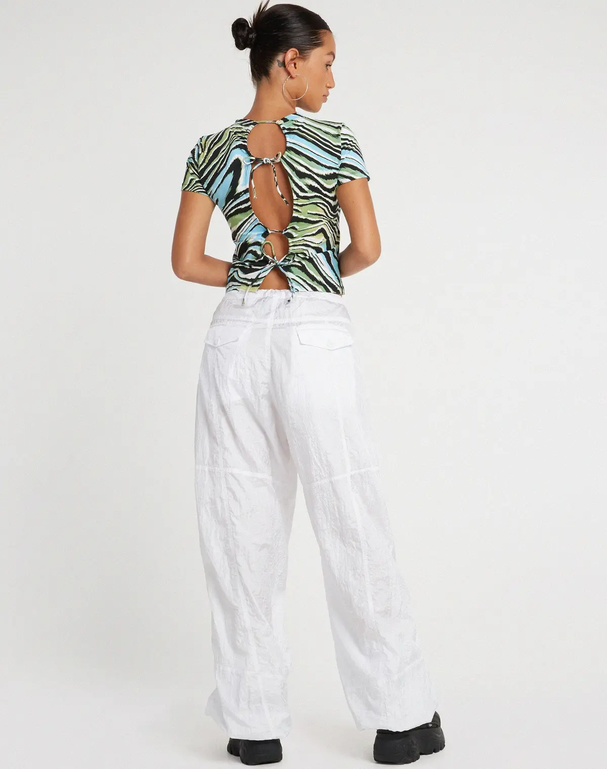 Surtie Crop Top In Warped Zebra Blue 6