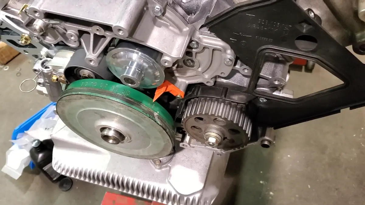 Tutorial Video On Setting 32V Camshafts 1