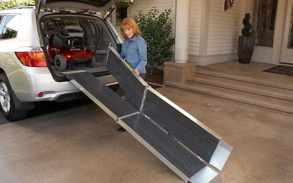 Ez-Access Trifold Advantage Series Ramp 3