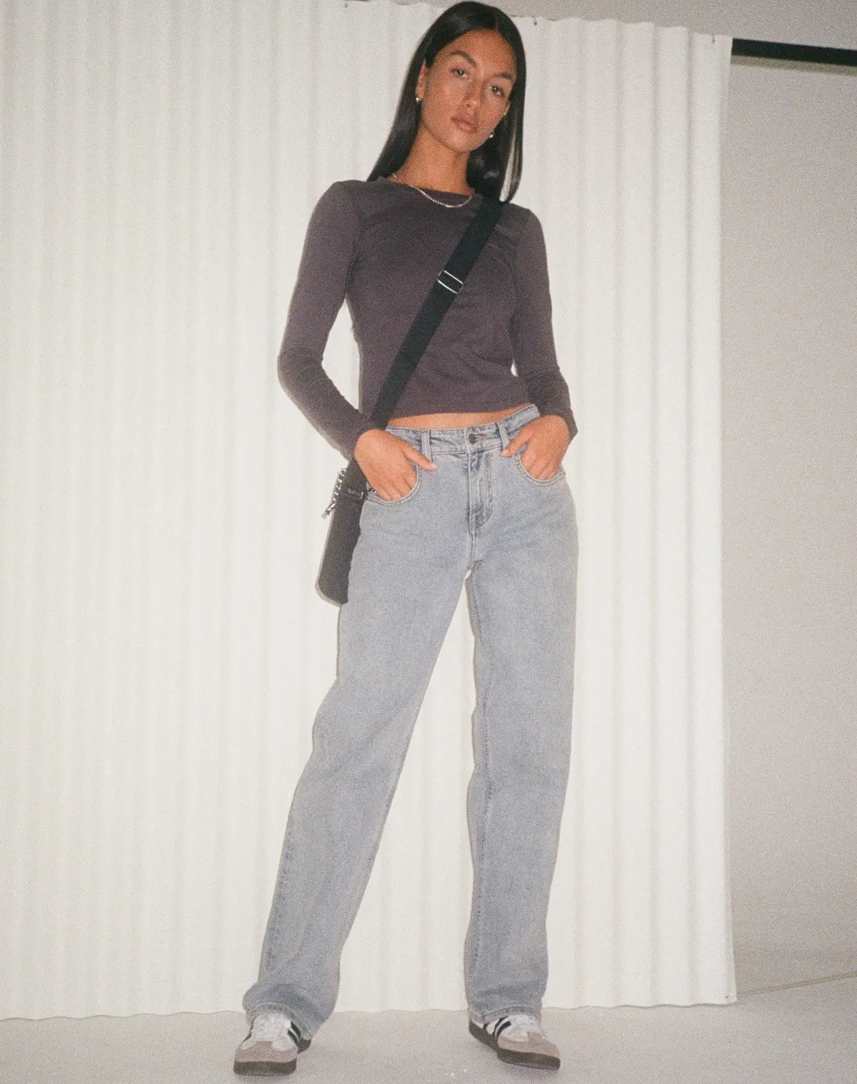 Low Rise Parallel Jeans In Light Wash Blue 1