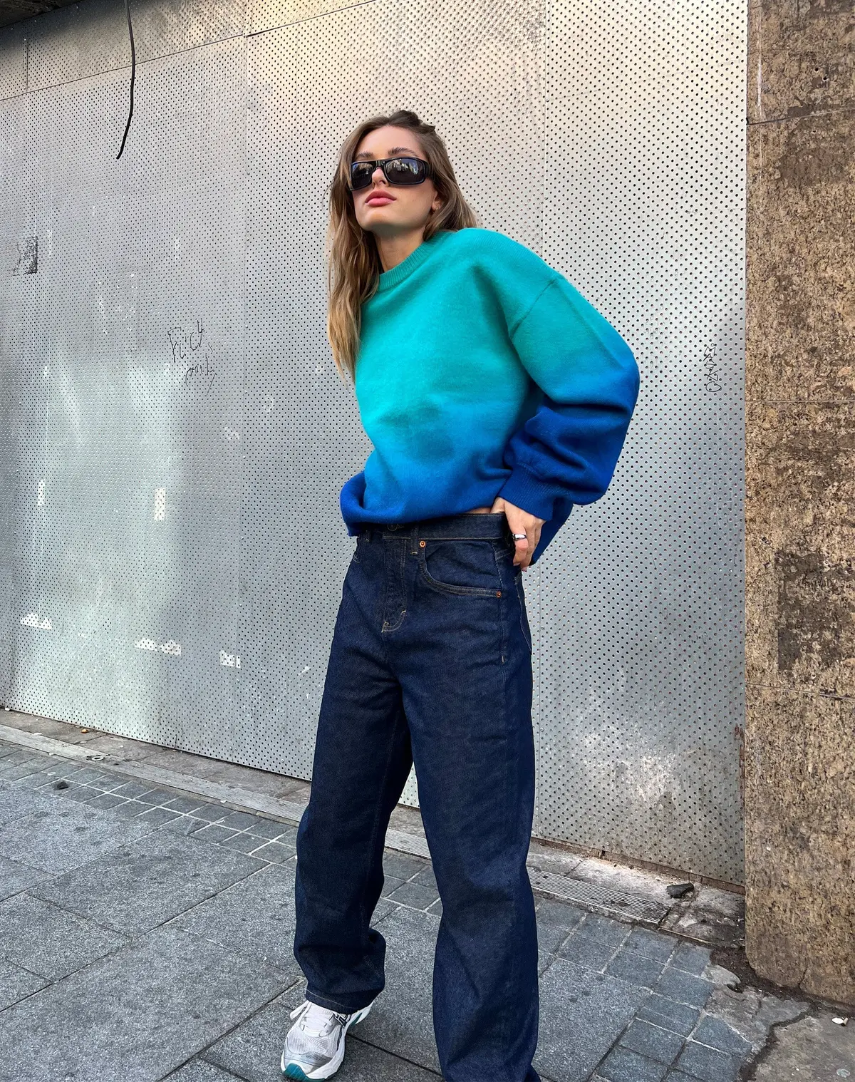 Akari Jumper In Gradient Blue 1
