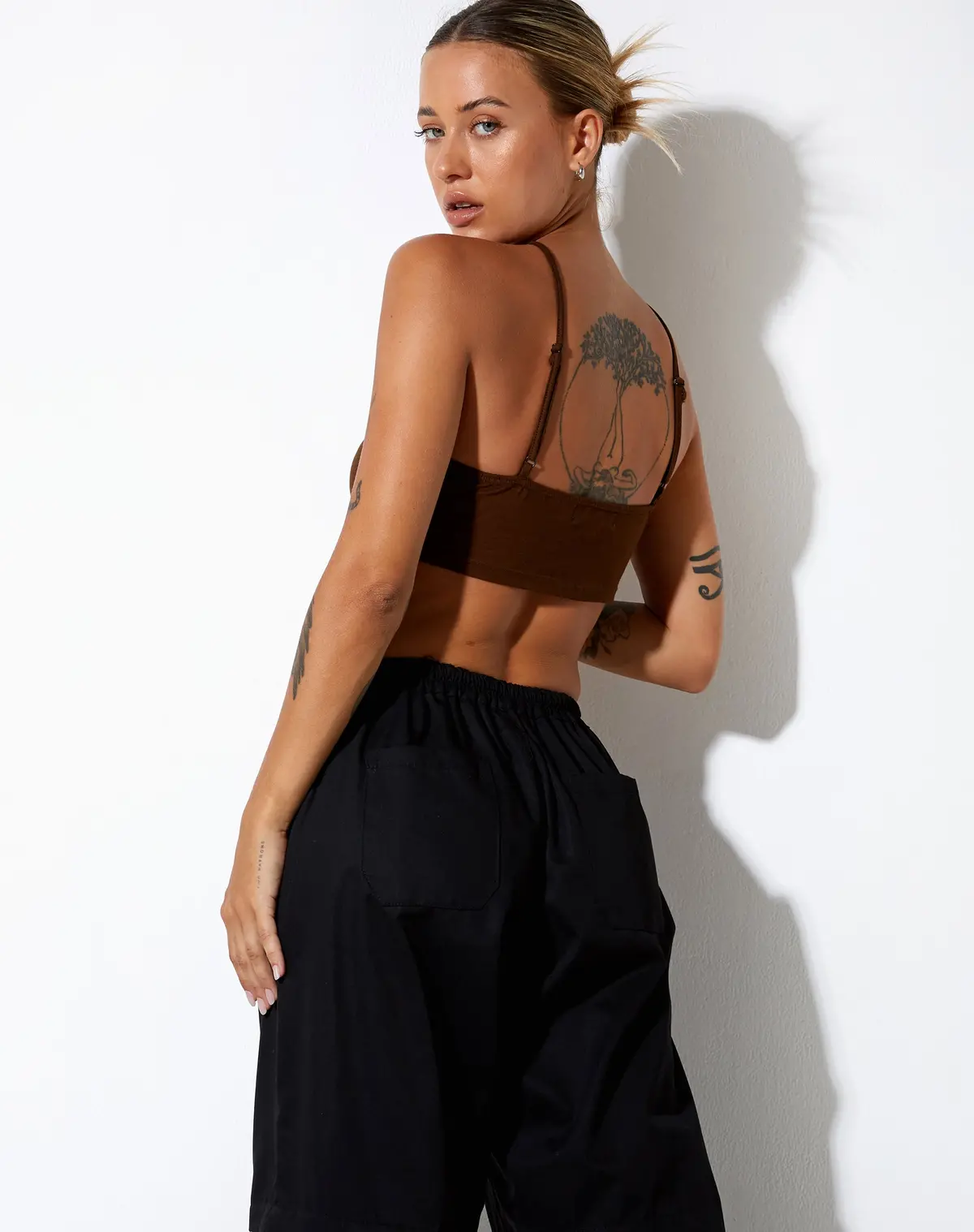 Intan Crop Top In Cocoa 3