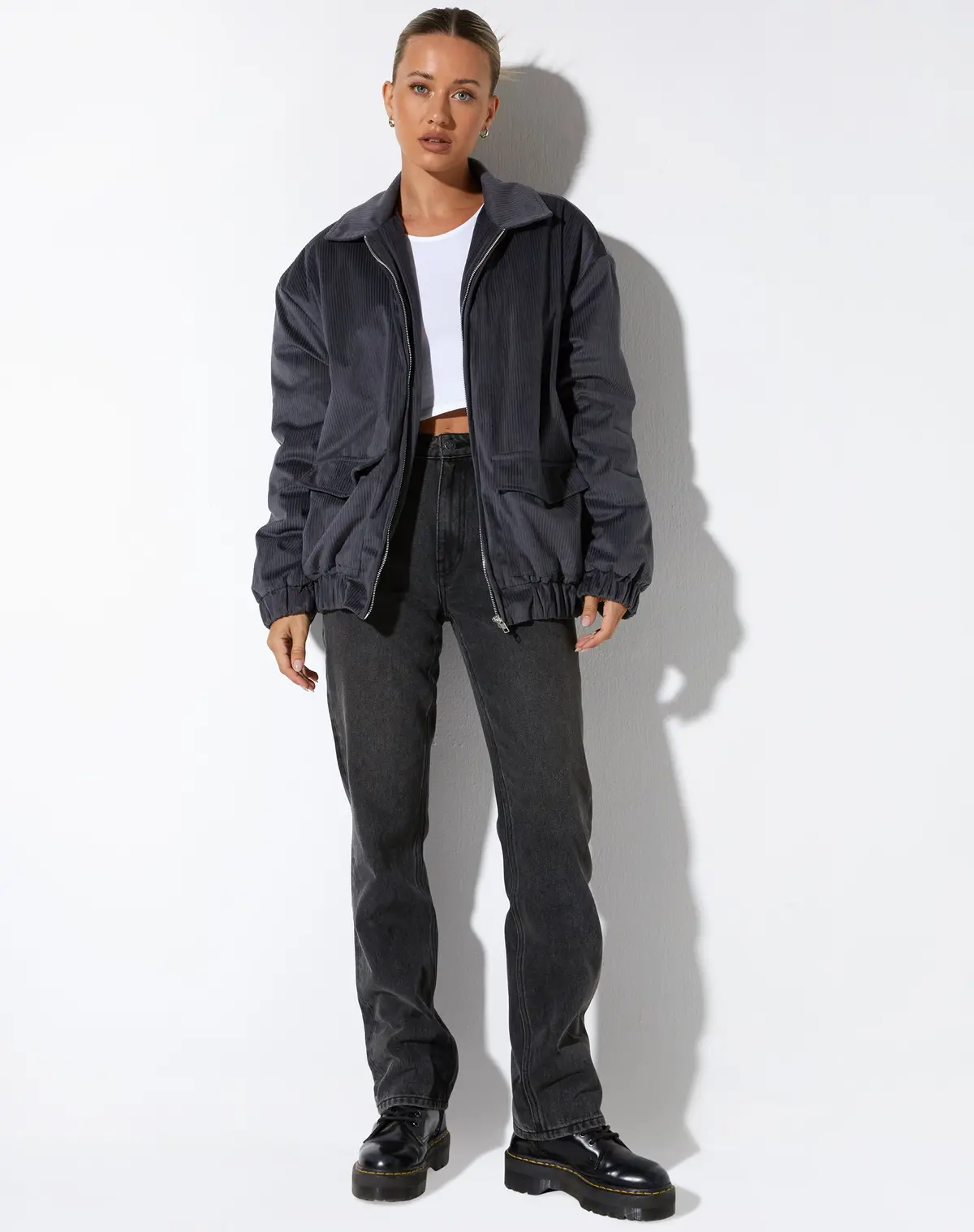 Ozora Jacket In Dark Grey 5