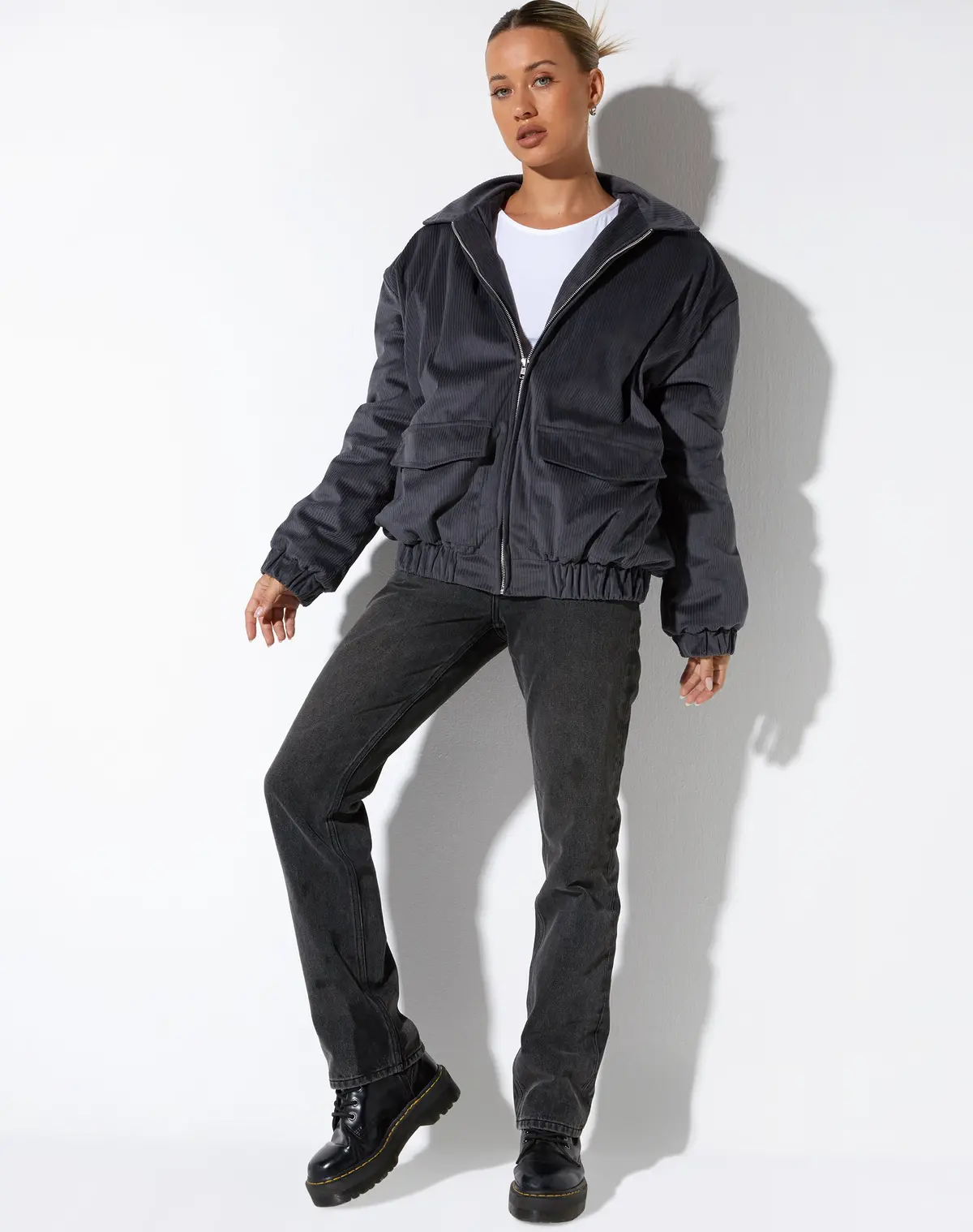 Ozora Jacket In Dark Grey 3