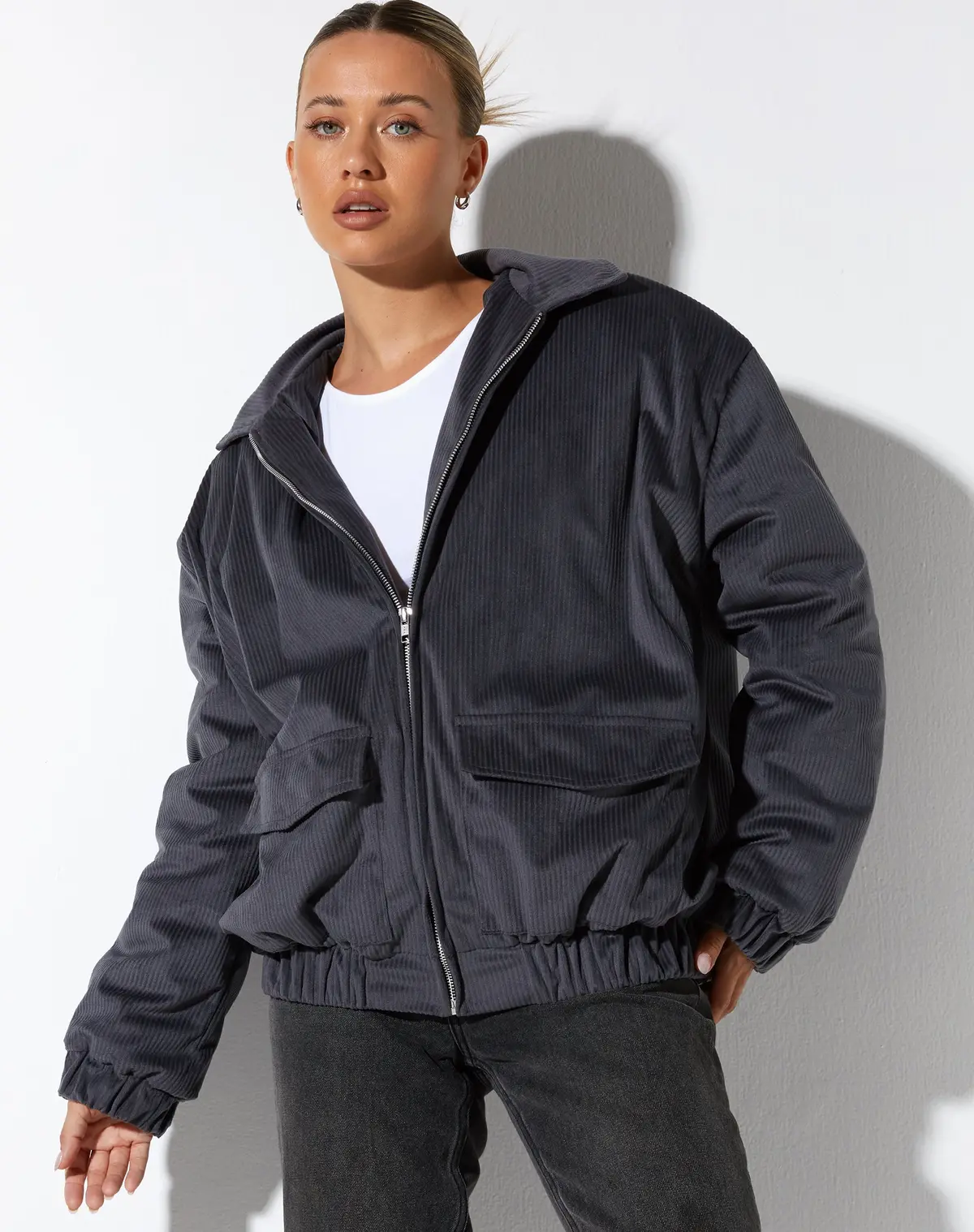 Ozora Jacket In Dark Grey 1