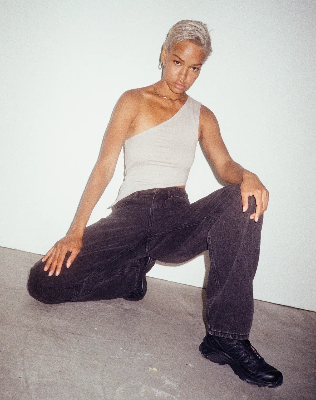 Bayva Crop Top In Lycra Oat Milk 1