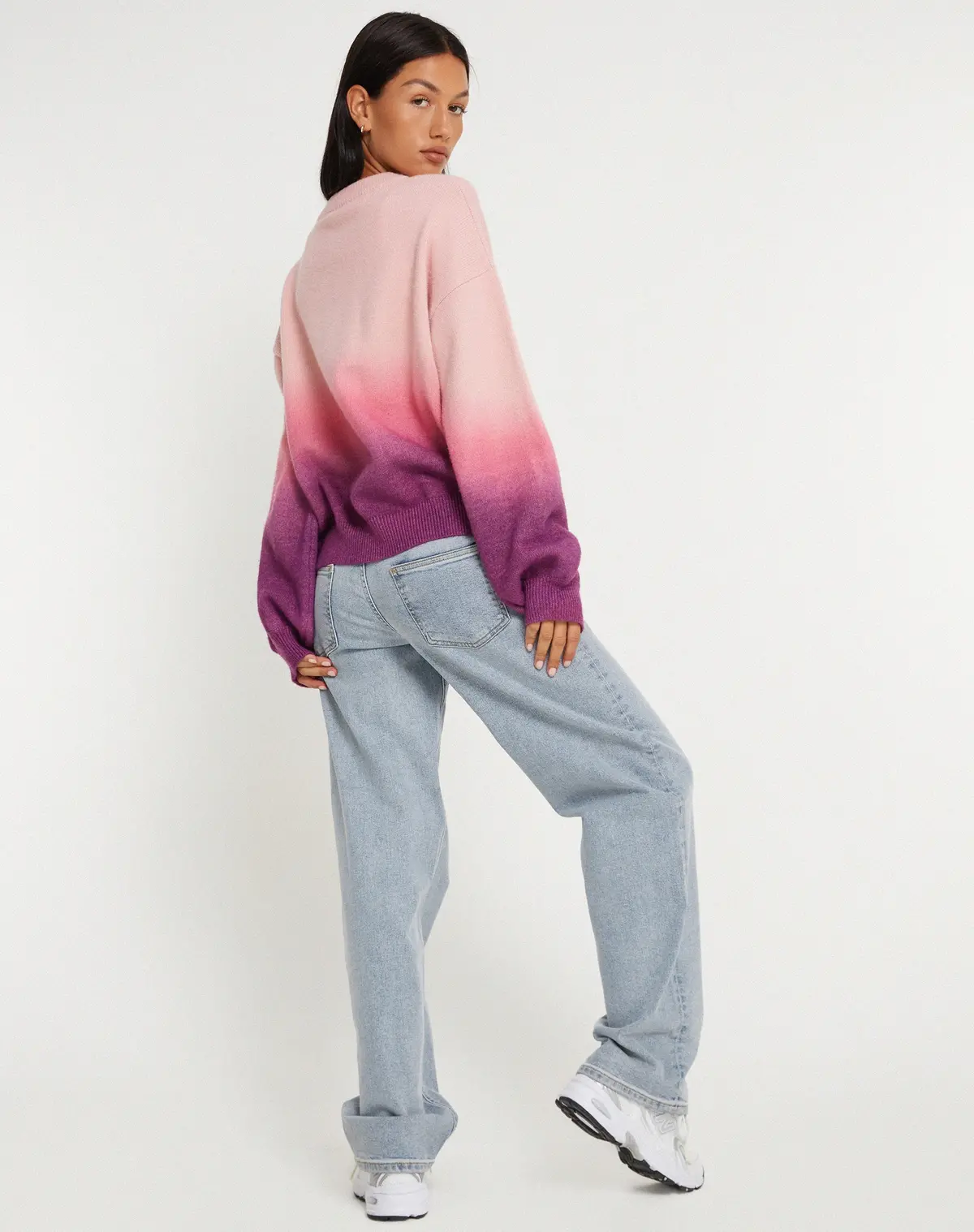 Akari Jumper In Gradient Pink 4