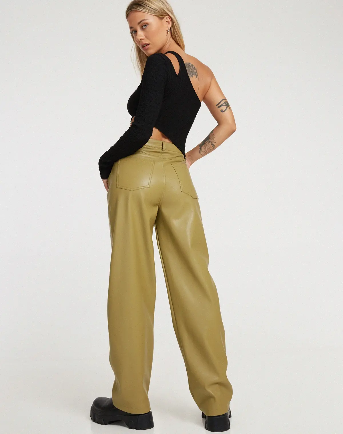 Parallel Trouser In Pu Leaf Green 3