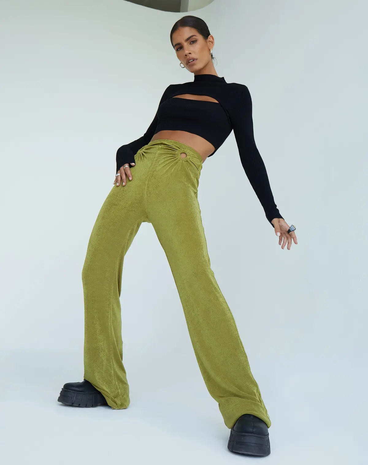 Sesaot Flare Trouser In Crepe Lime 1