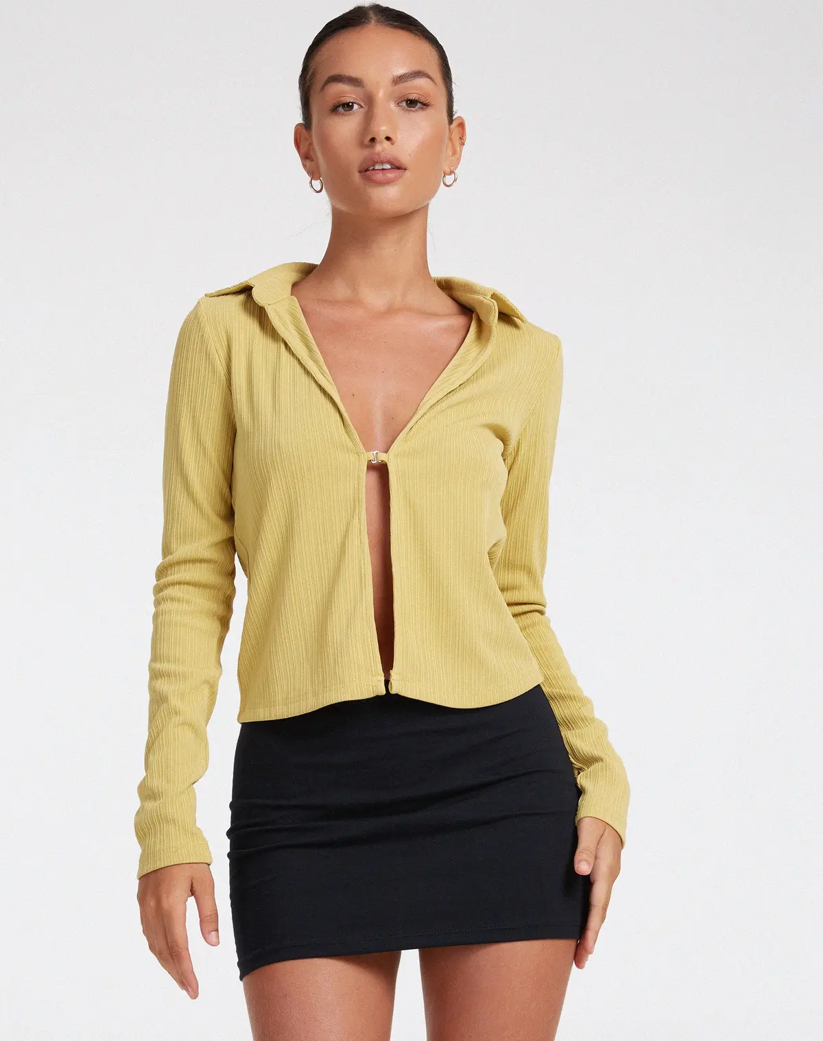Ruix Long Sleeve Top In Jersey Plise Mustard 1